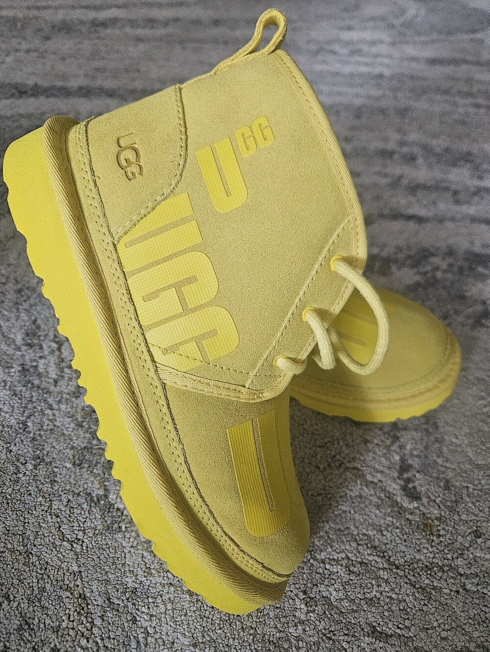 UGG Neumel II Scatter Graphic Yellow Boots Kids 5 / Women 6.5 NWOB